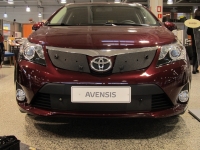 Maskisuoja Toyota Avensis 2012-6/2015