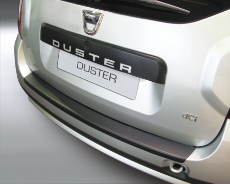 Takapuskurin kolhusuoja Dacia Duster 4/2010-